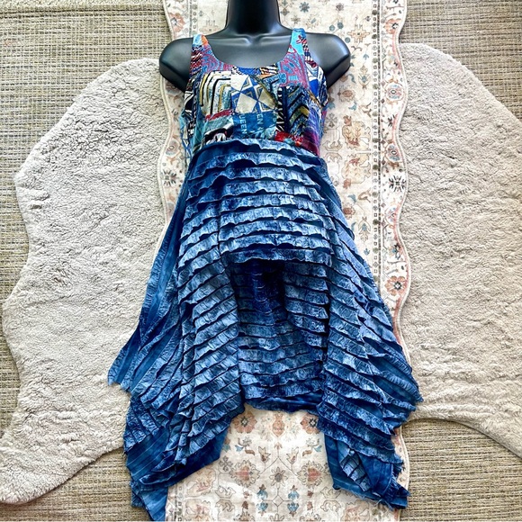 Save The Queen Multicolor Abstract Midi Dress - Picture 8 of 12